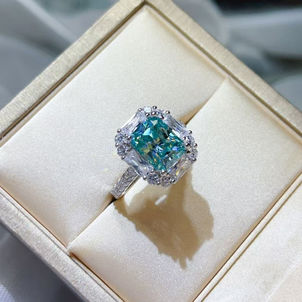 87267771-35aa-4a13-b538-80172c24e9b3-Max